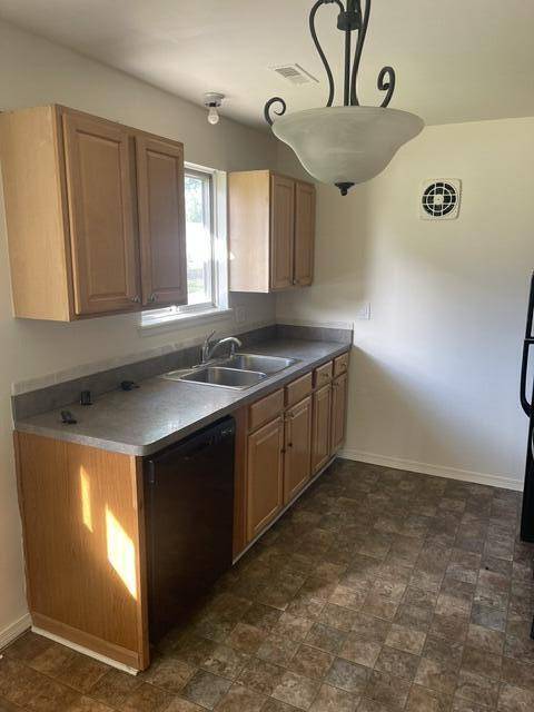 8375 Hillcrest Boulevard, Westland, MI 48185 photo 5
