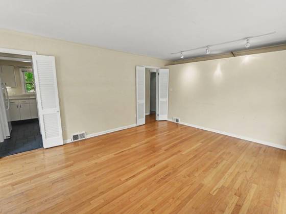 2010 Ferdon Road, Ann Arbor, MI 48104 photo 5