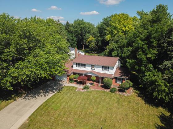 4389 Westover Drive, West Bloomfield, MI 48323 photo 2