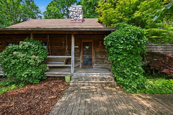 4410 Earhart Road, Ann Arbor, MI 48105 photo 2