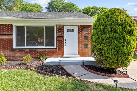 28852 Westfield Street, Livonia, MI 48150 photo 3