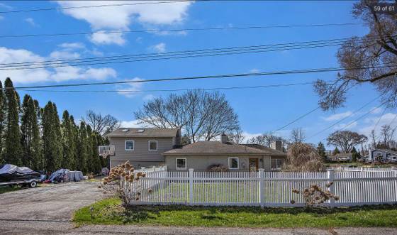 10401 Degrand Street, White Lake, MI 48386 photo 4
