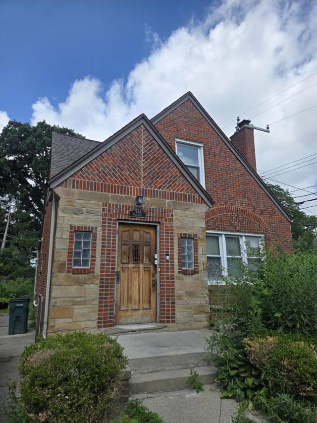 933 Maplegrove Avenue, Royal Oak, MI