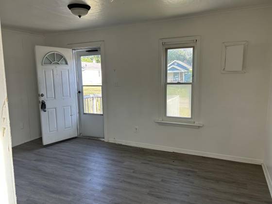 822 Campbell Street, Flint, MI 48507 photo 3
