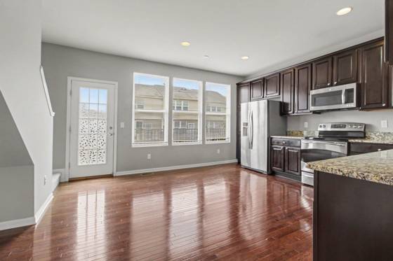 27971 Middleton Drive, Novi, MI 48377 photo 5