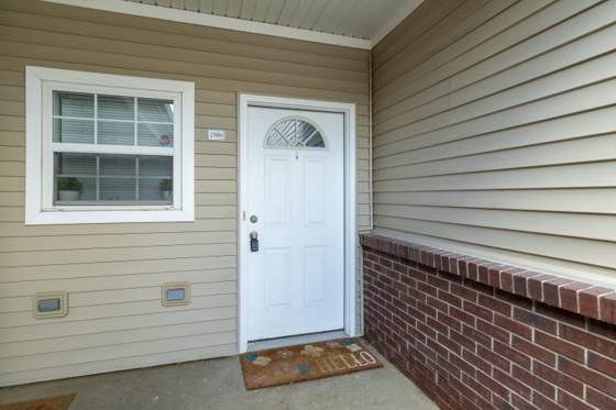 2906 N Knightsbridge Circle, Ann Arbor, MI 48105 photo 2
