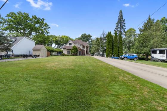 11556 Haylock, Davisburg, MI 48350 photo 3