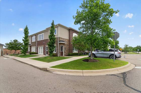 5510 Arbor Chase Drive, Ann Arbor, MI 48103 photo 4