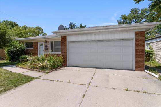 26711 Masch Drive, Warren, MI 48091 photo 3