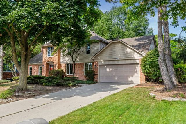37731 W Meadowhill Drive, Northville, MI
