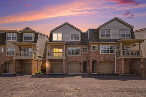 2878 Barclay Way, Ann Arbor, MI 48105 photo 2
