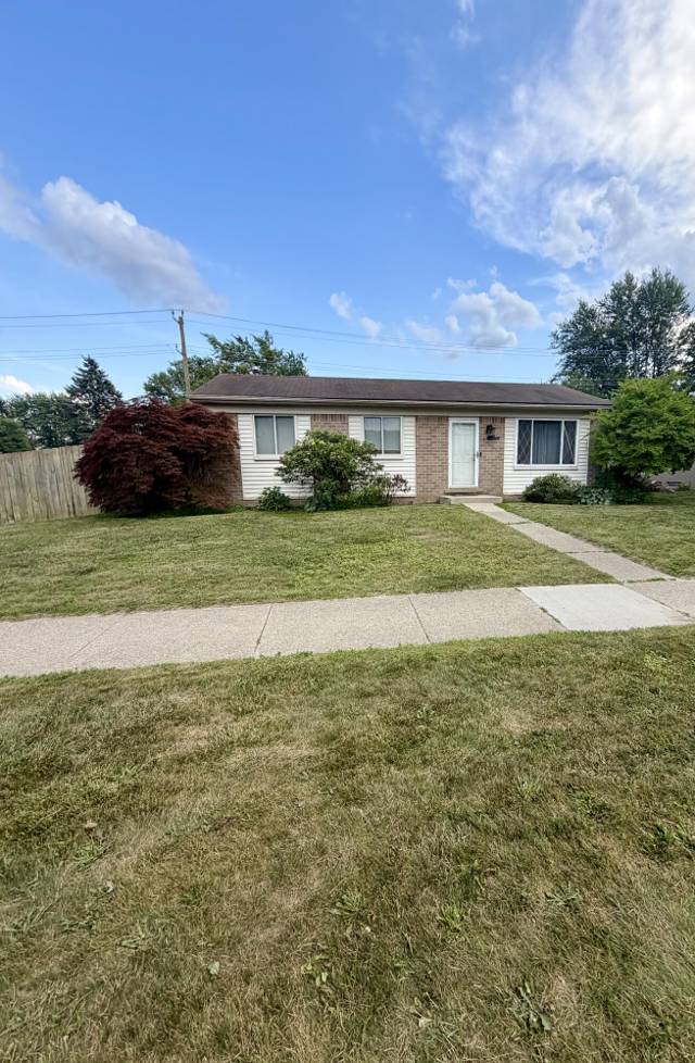 41559 Mc Kinley Street, Belleville, MI