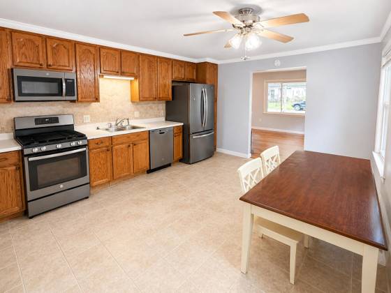 39294 Ormsby Street, Clinton Twp, MI 48036 photo 4