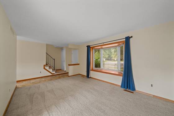 9231 Abbey Lane, Ypsilanti, MI 48198 photo 4