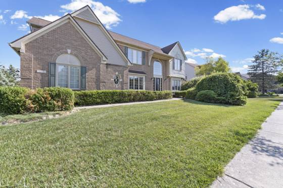 592 Terrace Court, Canton, MI 48188 photo 2