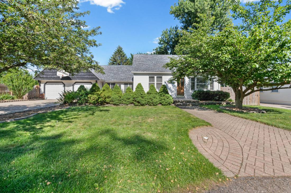 20404 Hubbard Street, Livonia, MI 48152