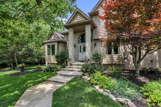 24491 Forest Drive, South Lyon, MI 48178 photo 3
