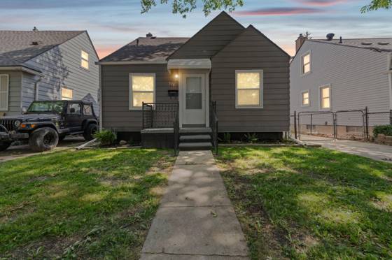576 Garfield Avenue, Lincoln Park, MI 48146 photo 3
