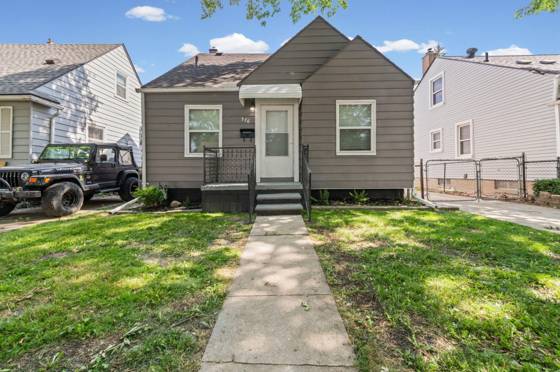 576 Garfield Avenue, Lincoln Park, MI 48146 photo 2