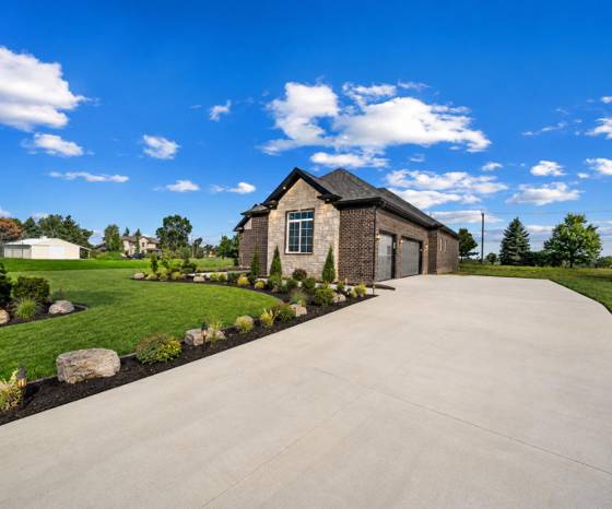 8561 Cobblestone Drive, Newport, MI 48166 photo 2
