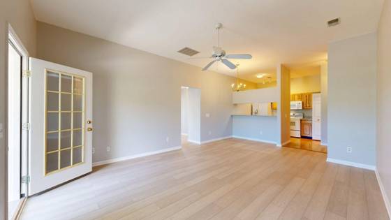 2854 S Knightsbridge Circle, Ann Arbor, MI 48105 photo 2