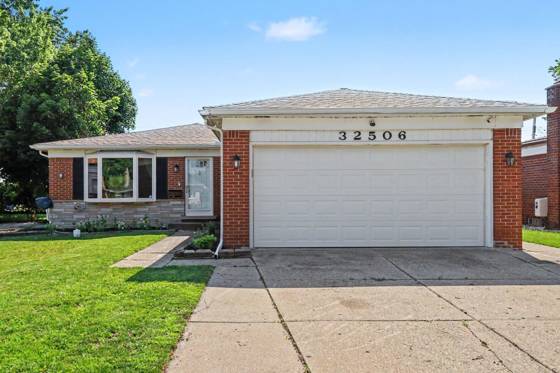 32506 Shawn Drive, Warren, MI 48088 photo 2