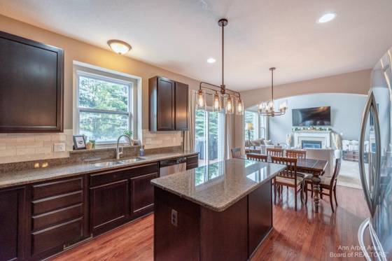 51152 E Bourne Terrace, Novi, MI 48374 photo 5