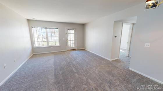 2785 S Knightsbridge Circle, Ann Arbor, MI 48105 photo 5