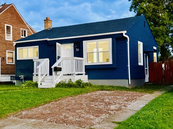 54 E Fairmount Avenue, Pontiac, MI 48340 photo 2