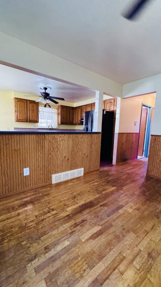 820 S Venoy Road, Westland, MI 48186 photo 3