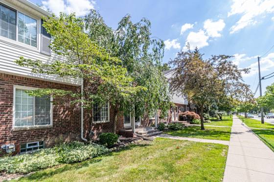 22960 Marter Road, Saint Clair Shores, MI 48080 photo 5