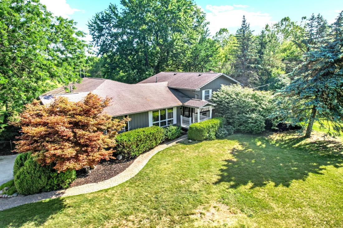 1440 Day Road, Milan, MI 48160