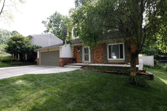 40 Colony Court, Ypsilanti, MI 48197 photo 2