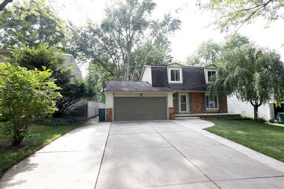 40 Colony Court, Ypsilanti, MI 48197 photo 3