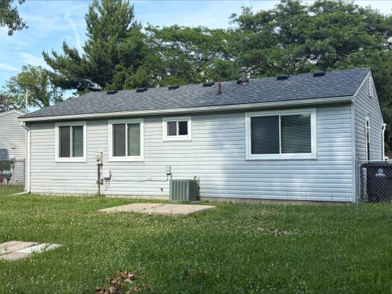 15 Metroview Court, Ann Arbor, MI 48108 photo 3