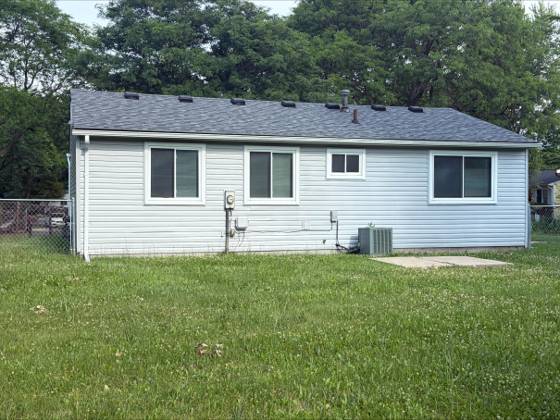 15 Metroview Court, Ann Arbor, MI 48108 photo 4