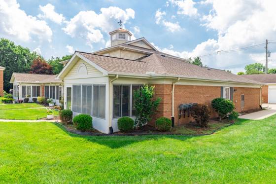8217 Grays Drive #9, Grosse Ile, MI 48138 photo 3