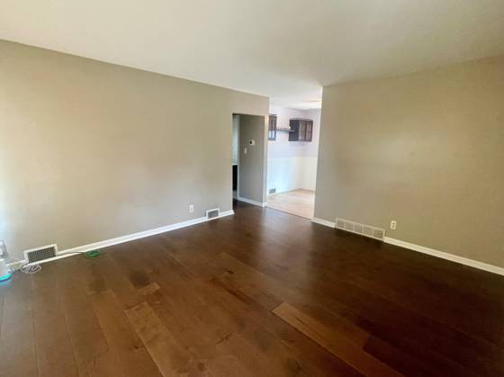34729 Somerset Avenue, Westland, MI 48186 photo 4