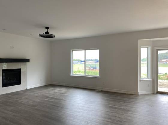 733 Britt Circle Drive #10, Dundee, MI 48131 photo 5