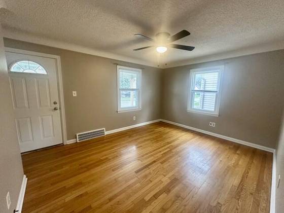 22058 Lambrecht Avenue, Eastpointe, MI 48021 photo 4
