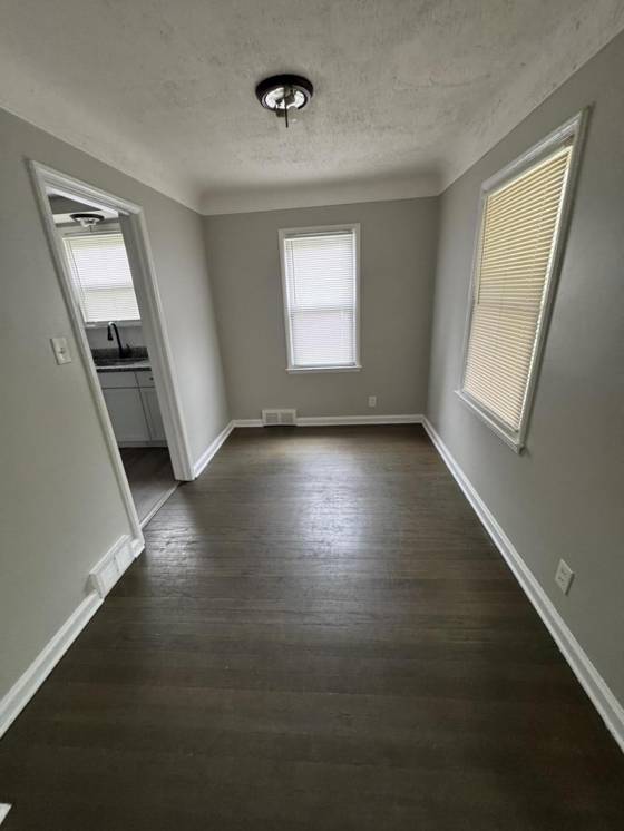 8272 Roselawn Street, Detroit, MI 48204 photo 3