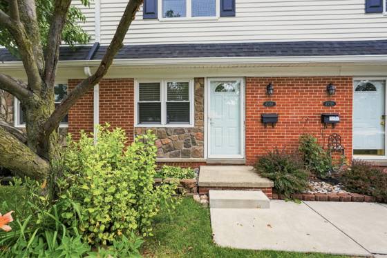 45197 Kensington Street, Utica, MI 48317 photo 3
