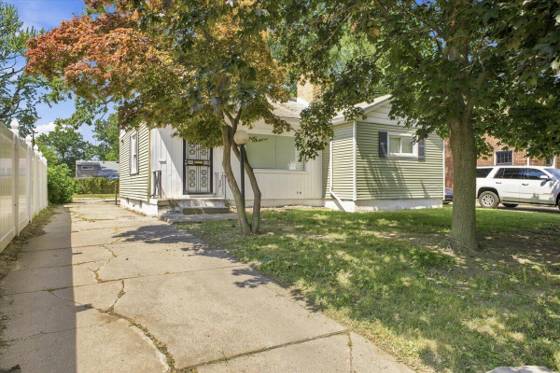 5727 University Place, Detroit, MI 48224 photo 3