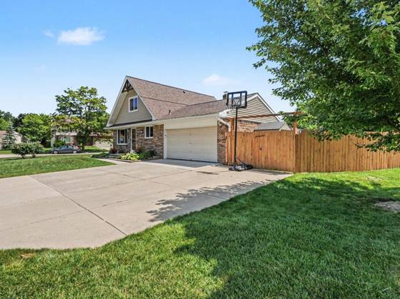 43739 Verdun Court, Canton, MI 48188 photo 2
