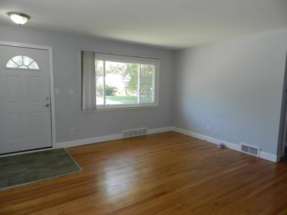 4318 Adams Circle, Wayne, MI 48184 photo 5