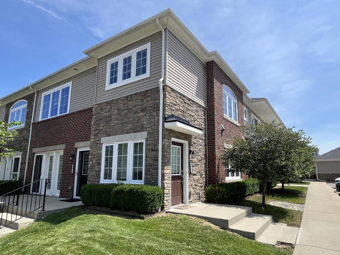 5619 Arbor Chase Drive, Ann Arbor, MI 48103