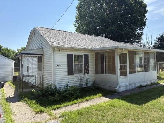 3157 Ludwig Street, Burton, MI 48529 photo 3