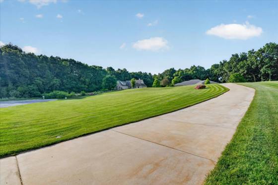 9348 Stoneview Lane, Whitmore Lake, MI 48189 photo 3