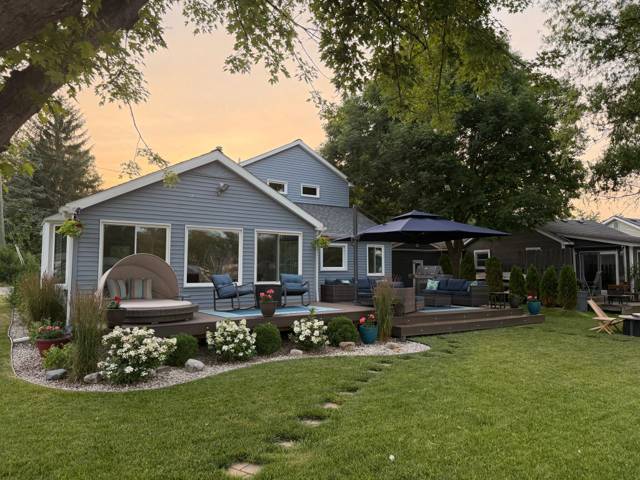 8779 Lagoon Drive, Brighton, MI