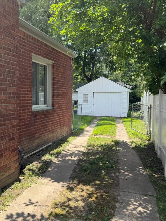 26431 Sunningdale Drive, Inkster, MI 48141 photo 3